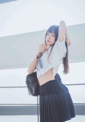 国产骚女人日皮艹逼内射视频_剧情片在线播放