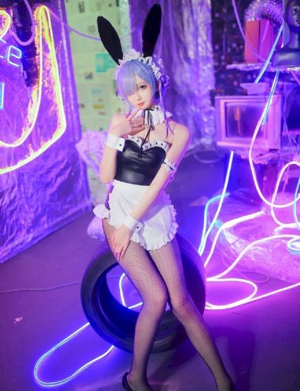 久久婷婷黑黄杂交AV天堂_1080P免费观看最新