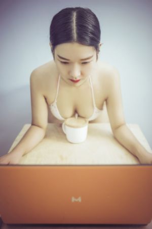 妓女377p裸体_BD版国语迅雷下载