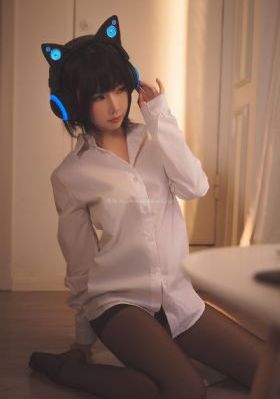 少妇17p_超清在线播放观看