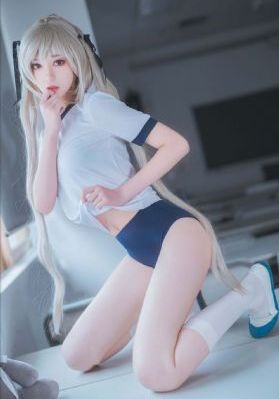 美女被肏翻白眼视频在线观看_1080PHD高清在线观看
